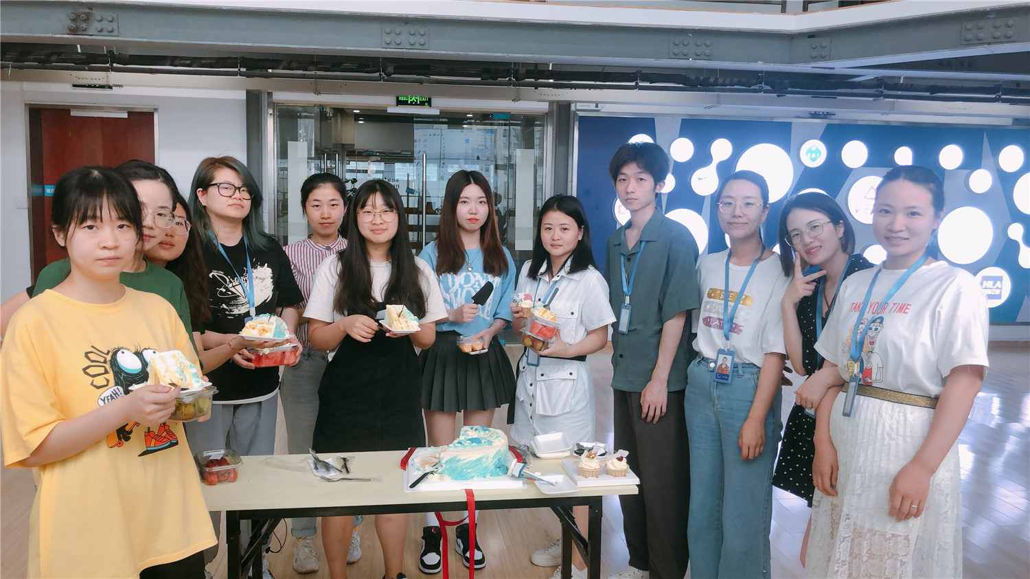 1624605070167061.jpg 生日1.jpg